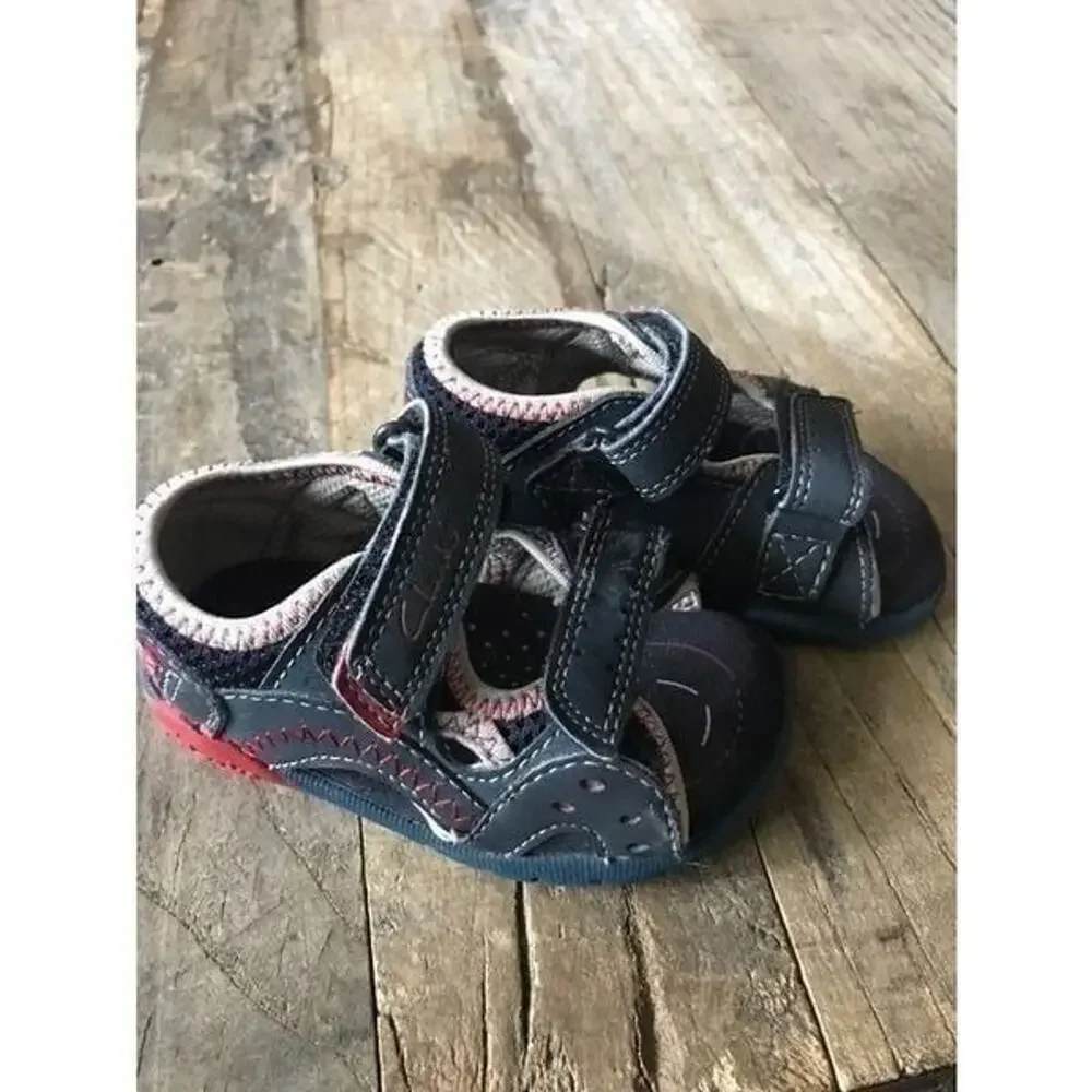 Clark‎ Baby Boy Sandals 4.5 Navy Red